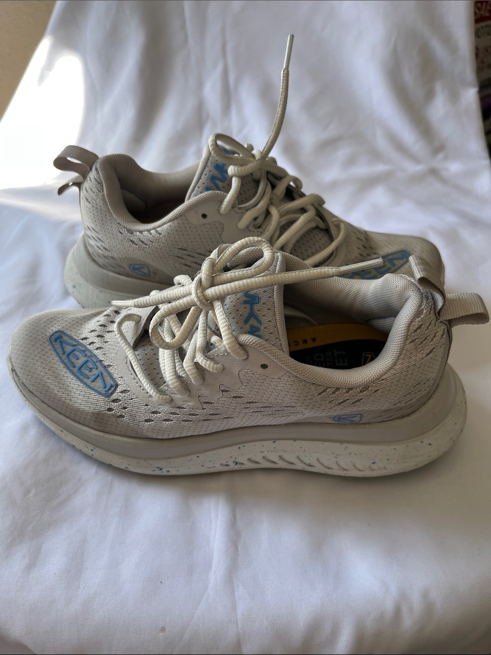 Keen Beige Sneakers with Light Blue Logo